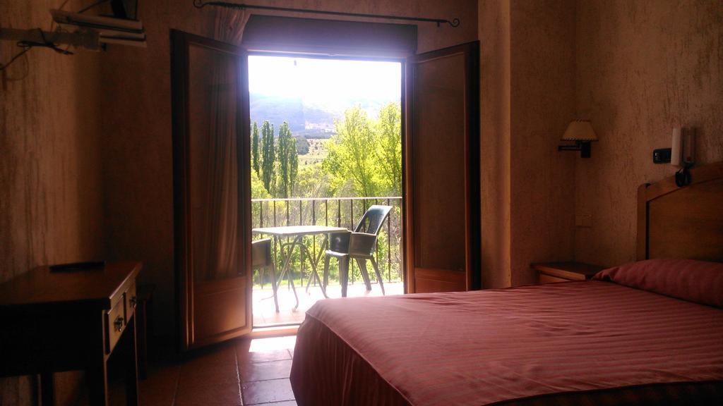 La Mesta Hotel Prádena Kamer foto
